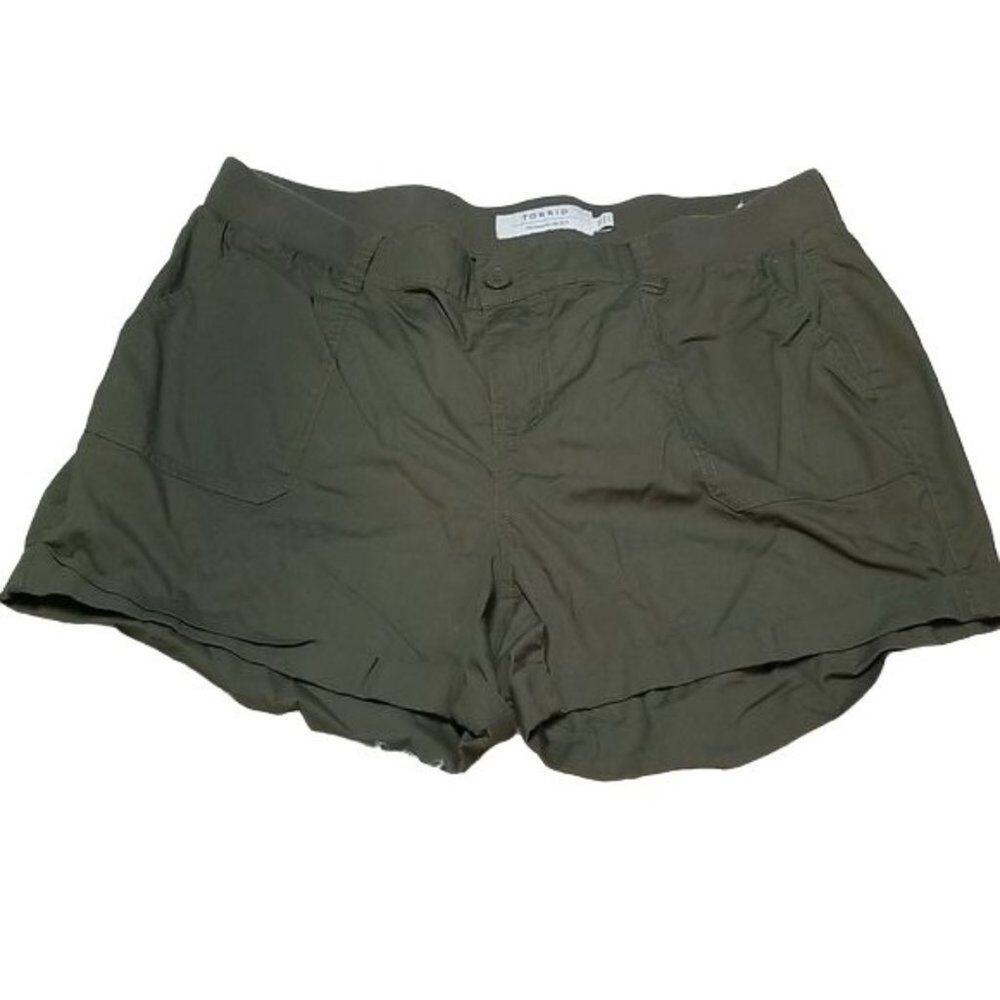Torrid Women's Green Pull On Casual Shorts Size 12 Stretch Twill 4" Inseam